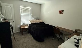 16338 Lois Ln, Basehor, KS 66007