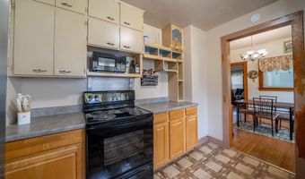 602 W ADAMS St, Abingdon, IL 61410