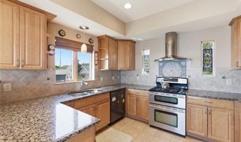 25 Narragansett St, North Kingstown, RI 02852