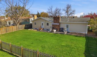 626 Willow Dr, Aberdeen, SD 57401