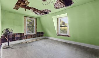 41 Old Farms Rd, Avon, CT 06001