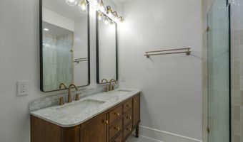 2524 41ST St NW 2, Washington, DC 20007