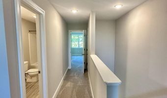 827 Fairway Rd, Ayden, NC 28513