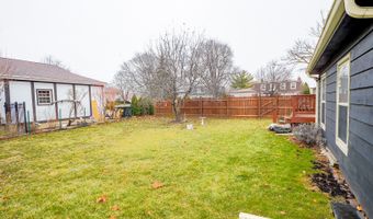 2433 S SHAG BARK Trl, Arlington Heights, IL 60005