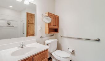 4502 Willow Knoll Cir, Middletown, OH 45042