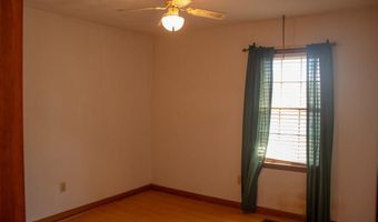 203 Price St, Roanoke Rapids, NC 27870