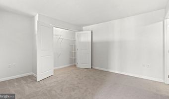 8300 WISCONSIN Ave 2B-1-404, Bethesda, MD 20814