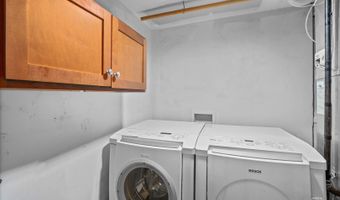 1527 N Harrison St, Algonquin, IL 60102