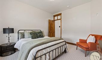 5345 Mule Deer Ct, Billings, MT 59106
