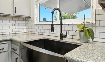 1412 Rolling Hills Dr, Oceanside, CA 92056