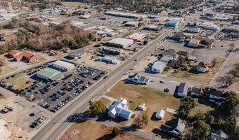 181 N Main St, Baxley, GA 31513
