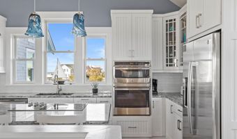 20 Coquina Trl, Bald Head Island, NC 28461