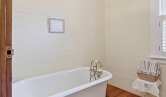 203 Hamilton Ln, Arabi, GA 31712