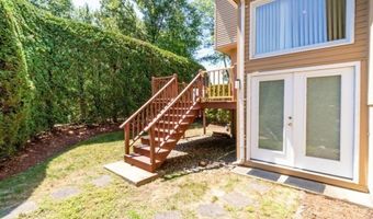 60 Algonquin Trl 60, Ashland, MA 01721