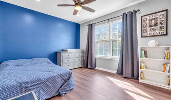 89 Ravenwood Blvd, Barnegat, NJ 08005