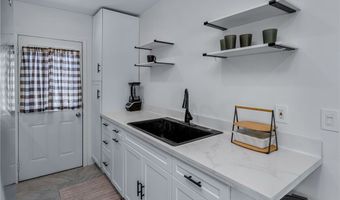 12813 S Harris Ave, Compton, CA 90221