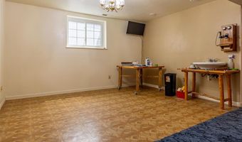 508 River View Dr, Cody, WY 82414