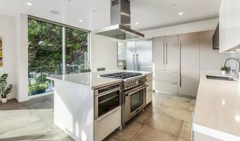 165 Pine Ave, Carlsbad, CA 92008