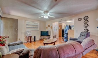 316 S 6th St, Chickasha, OK 73018
