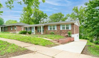 1226 Wissmann Dr, Ballwin, MO 63011