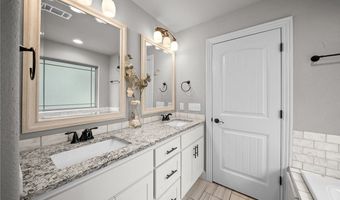 10 Wendron Ln, Bella Vista, AR 72714
