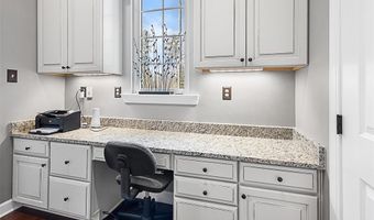 9665 Landcastle Dr, Ashland, VA 23005