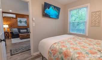 141 Snowflake Rd, Banner Elk, NC 28604