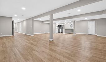 4351 N SUGAR MAPLE Ln, Appleton, WI 54913