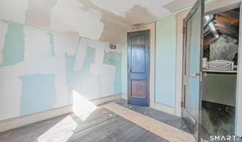 1210 Laurel Ave, Bridgeport, CT 06604