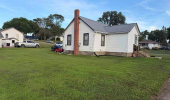 550 S 6th St, Akron, IA 51001
