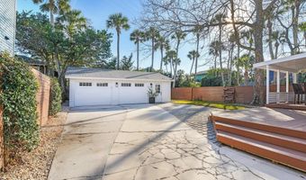 322 6TH St, Atlantic Beach, FL 32233