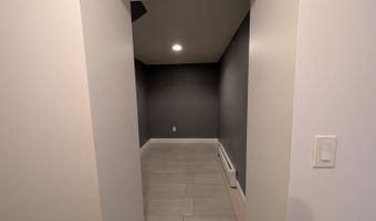 313 State St 2, Albany, NY 12210