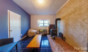 84 Forest Trl, Balsam Grove, NC 28708