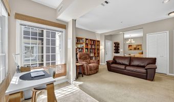 2709 SUMMERVIEW Way 201, Annapolis, MD 21401