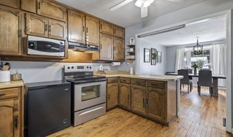 429 OAK Ln, Anniston, AL 36206