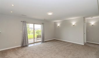 90 S Park Ridge Rd, North Liberty, IA 52317