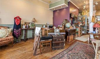 305 N Main St, Alma, WI 54610