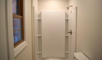 10 Meeting House Rd, Barkhamsted, CT 06063