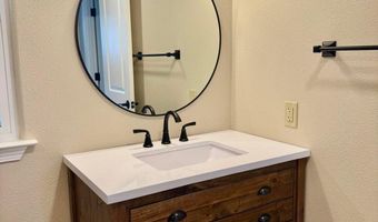 3735 Shetland Ln, Arcata, CA 95521