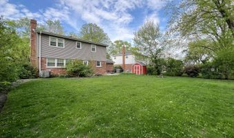 604 S Reuter Dr, Arlington Heights, IL 60005