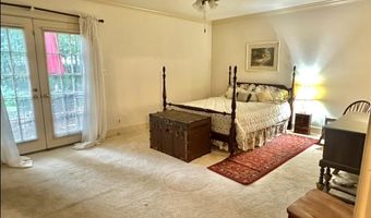 2450 Tuxedo Pl, Albany, GA 31707