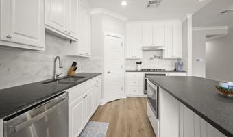 9159 Stonecroft Ave, Baton Rouge, LA 70810