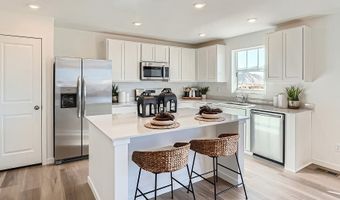 21801 E 46th Pl, Aurora, CO 80019
