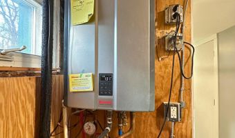 2770 S Wagner Rd, Ann Arbor, MI 48103