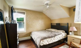 226 Becker Ave, East Providence, RI 02915