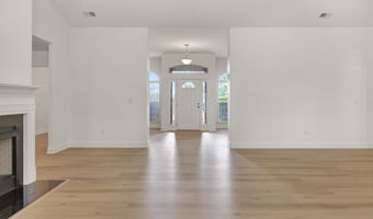 357 TANGLEWOOD Cir, Alabaster, AL 35007