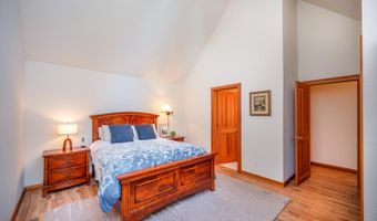 2383 Chamonix Dr, Arnold, CA 95223