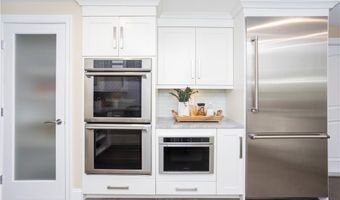 8505 E Meadowridge, Anaheim, CA 92808
