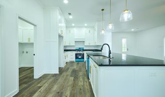 4007 Creek Top, Bauxite, AR 72011