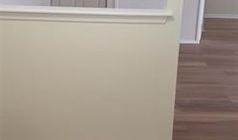 10185 Allen Pointe Dr, Allen Park, MI 48101